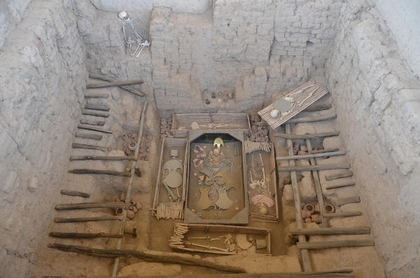 La tombe du Seigneur de Sipan a Huaca Rajada.jpg